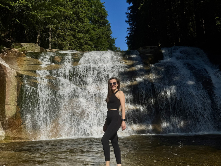 Marianna Palok at the waterfall